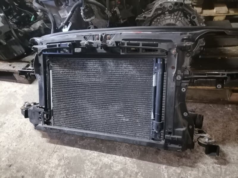 Панель передняя Audi A3 8P1 AXW 2007 (б/у)
