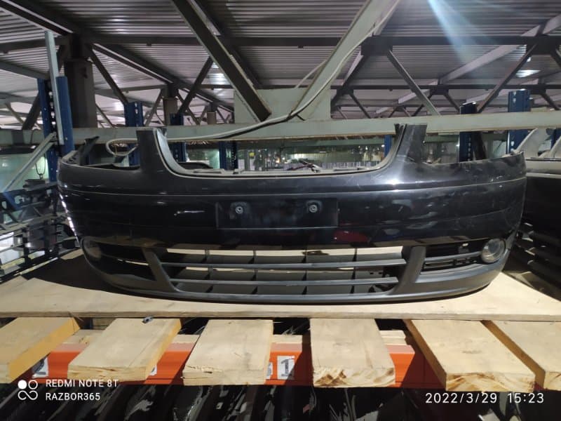 Бампер Volkswagen Touran 1T 2.0 2003 перед. (б/у)