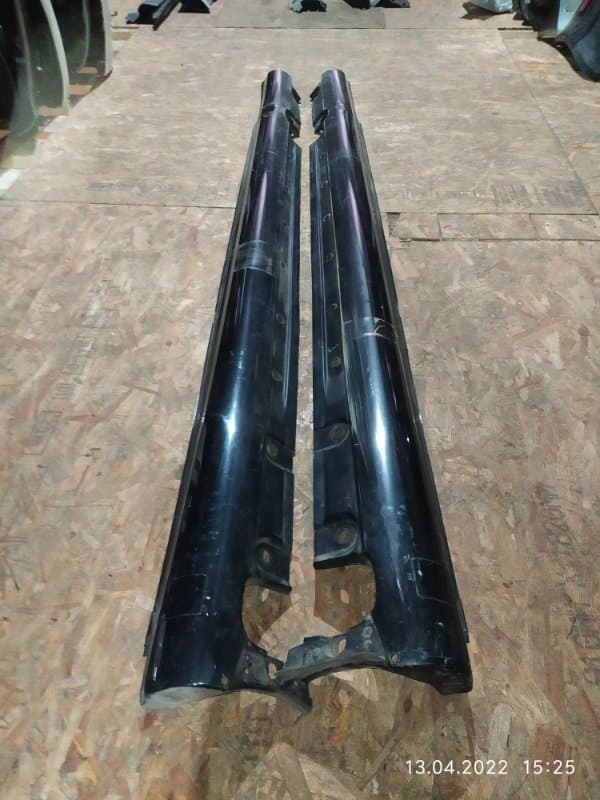 КОМПЛЕКТ НАКЛАДОК НА ПОРОГ MB220 AMG Mercedes S-klass W220 113.960 2002 (б/у)
