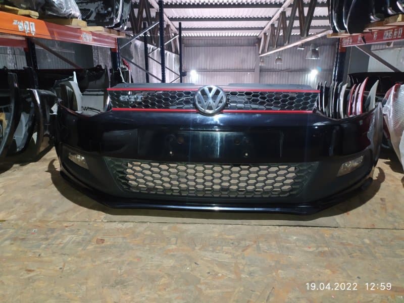 Бампер Volkswagen Polo 6R1 CAV 2011 (б/у)