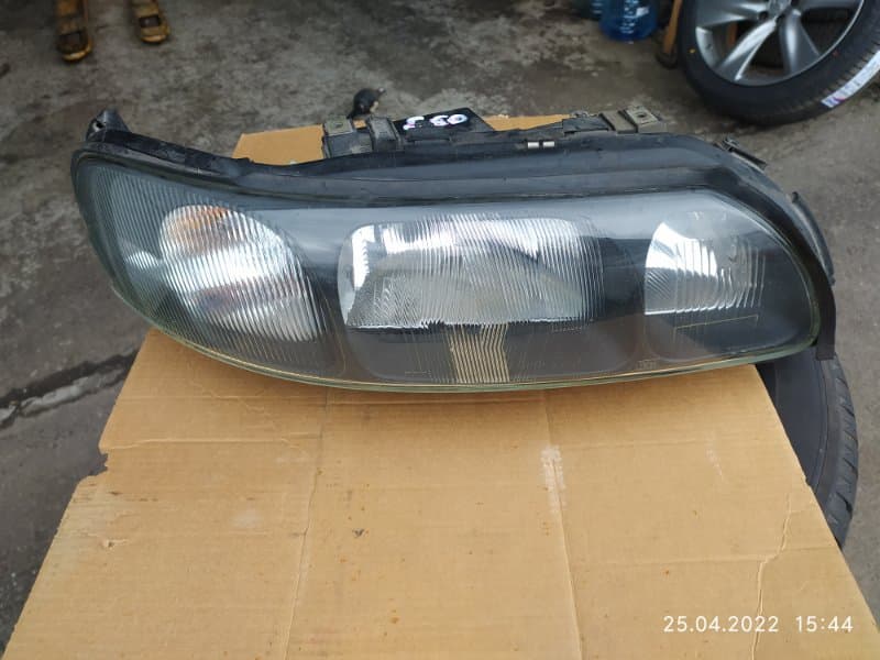 Фара галоген VOLVO S60 P2 B5244T3 2003 перед. прав. (б/у)