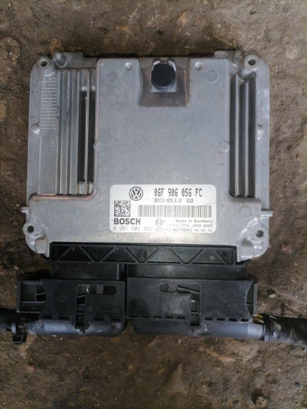 Блок управления ДВС Volkswagen Passat 3C5 BVY 2007 (б/у)