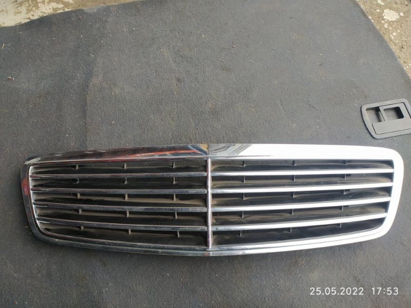 Решетка радиатора Mercedes-Benz S-klasse W220 113.960 2001 (б/у)