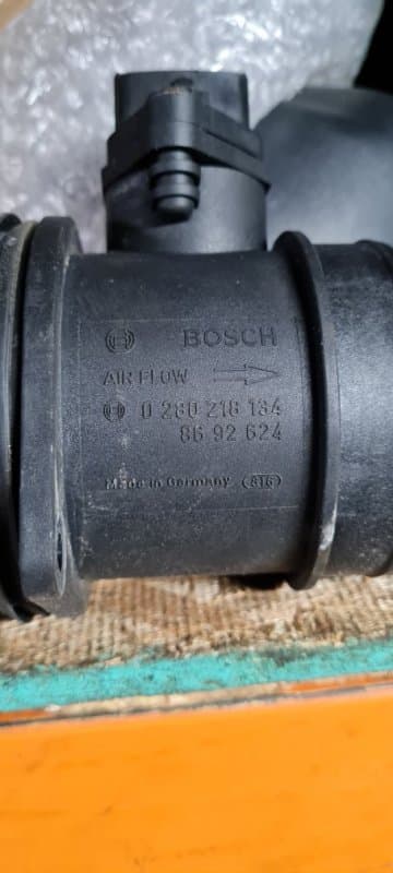 Датчик массового расхода воздуха ДМРВ Volvo (б/у)