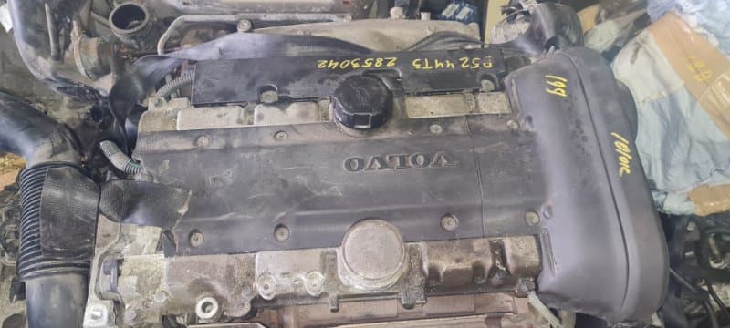 Двигатель Volvo XC70 УНИВЕРСАЛ B5244T3 2001 (б/у)