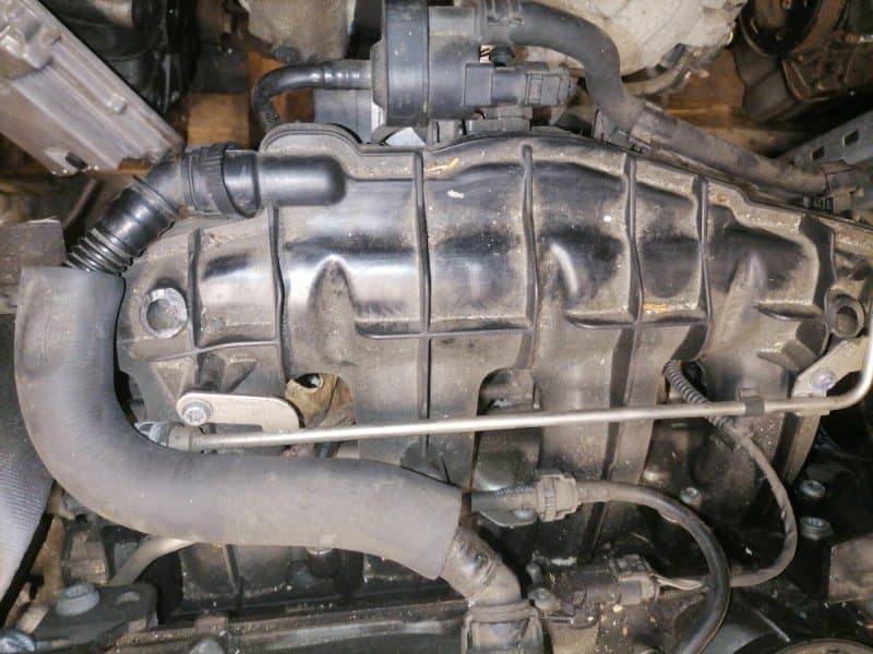 Коллектор впускной Volkswagen Tiguan 5N1 CAW 2010 (б/у)
