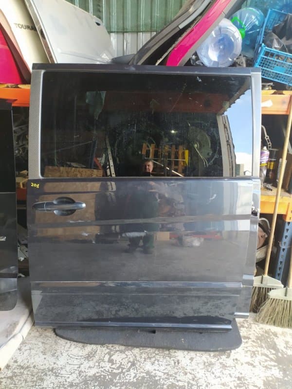 Дверь Mercedes-Benz Viano W639 112.951 2006 задн. лев. (б/у)