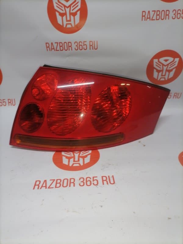 Фонарь Audi TT 8N3 AUQ 2002 задн. прав. (б/у)