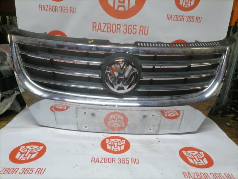 Решетка радиатора Volkswagen Touran 1T2 BLG 2008 (б/у)