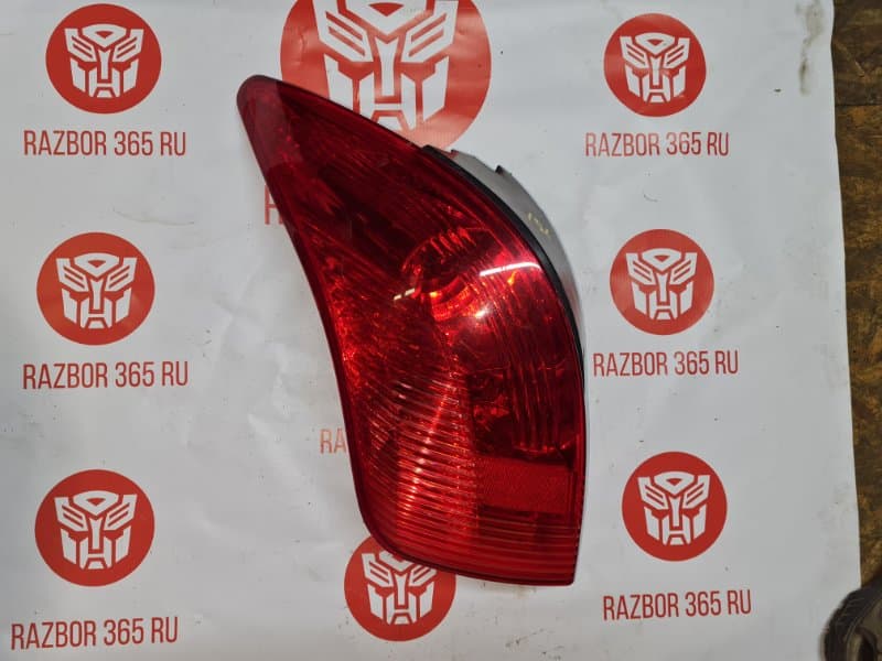 Фонарь Peugeot 308 УНИВЕРСАЛ 5F02 EP6CDT EUR 5 2011 задн. лев. (б/у)