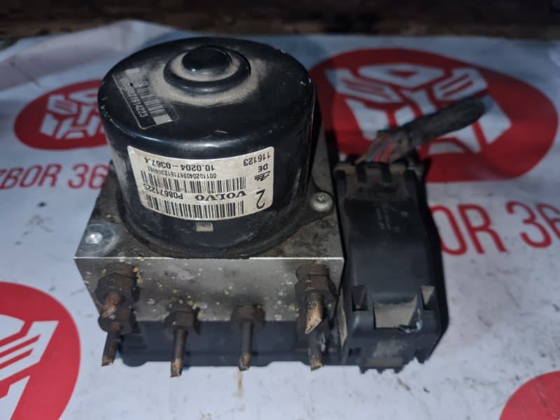 Блок abs Volvo XC70 УНИВЕРСАЛ B5244T3 2001 (б/у)