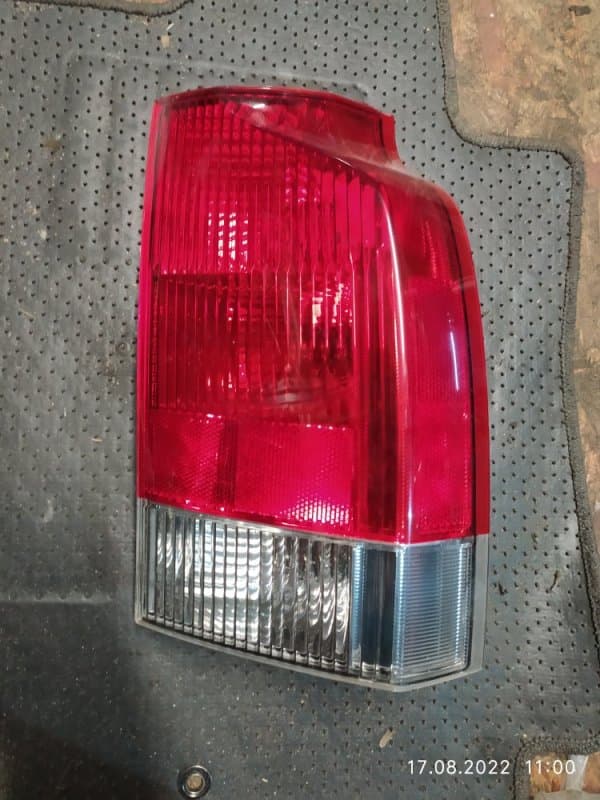 Фонарь VOLVO XC70 P2 B5244T3 2002 задн. прав. (б/у)
