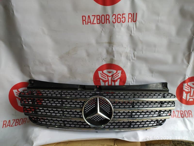 Решетка радиатора Mercedes-Benz Viano W639 112.951 2006 (б/у)