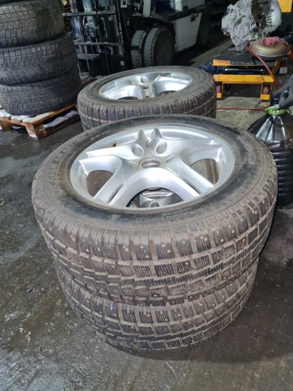 Колёса в сборе R18 шипы Porsche Cayenne (б/у)