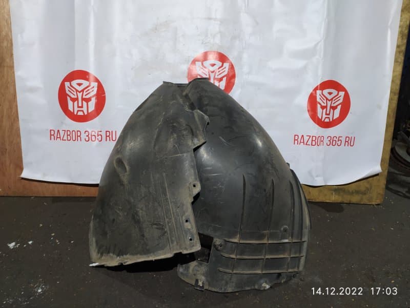 Подкрылок BMW 7 E65 M57D30 306D2 2008 перед. лев. (б/у)