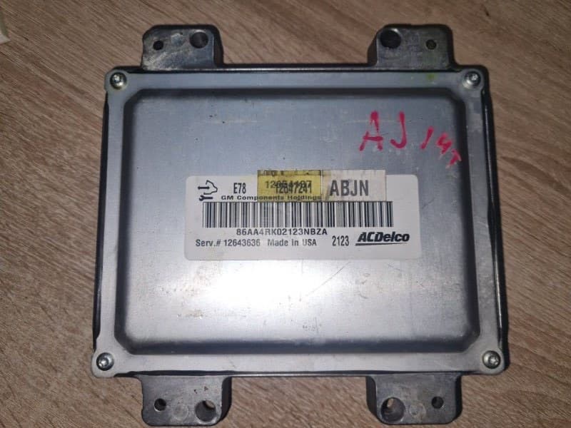 Блок управления ДВС Opel Astra J A14NET 2013 (б/у)