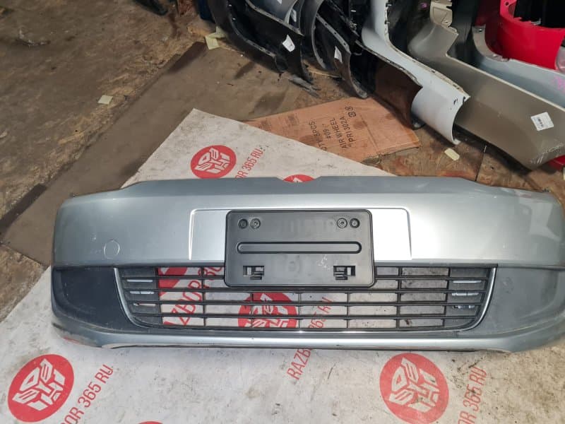 Бампер Volkswagen Touran 1T3 CAV 2012 перед. (б/у)