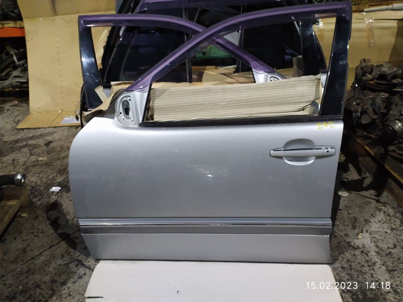Дверь Mercedes-Benz E-Class W210 112.914 ( 2.6 ) 2001 перед. лев. (б/у)