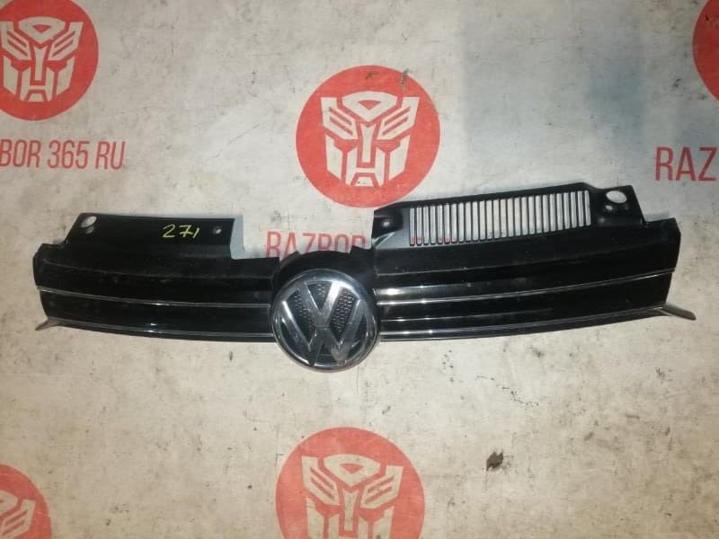 Решетка радиатора Volkswagen Golf 5K1 CAV 2010 (б/у)