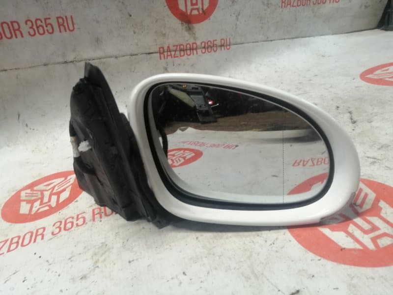 Зеркало Volkswagen Golf AJ5 CAX 2010 прав. (б/у)