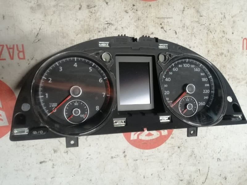 Щиток приборов Volkswagen Passat 365 CCZ 2012 (б/у)