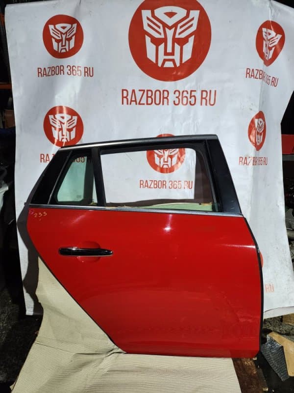 Дверь Volvo V60 FW B4164T 2012 задн. прав. (б/у)
