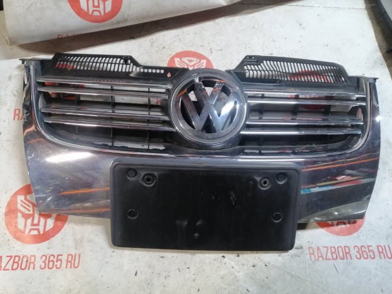 Решетка радиатора Volkswagen Jetta 1K2 CAV 2008 (б/у)
