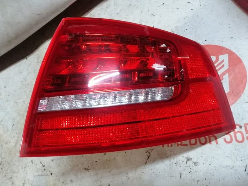 Фонарь Audi A8 4E2 BVJ 2008 задн. прав. (б/у)