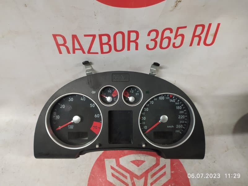 Щиток приборов Audi TT 8N3 BHE 2004 (б/у)