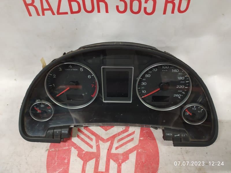 Щиток приборов AUDI A4 8ED ALT 2005 (б/у)