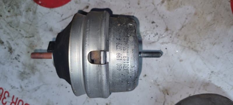 Опора ДВС Audi A6 Allroad 4B BES 2003 (б/у)