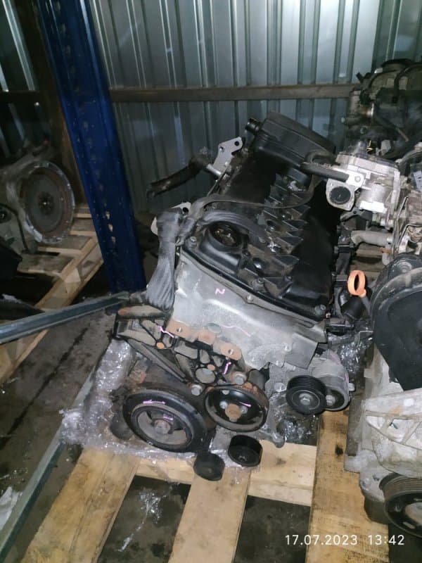 Двигатель AXZ Volkswagen Passat B6 AXZ 2008 (б/у)