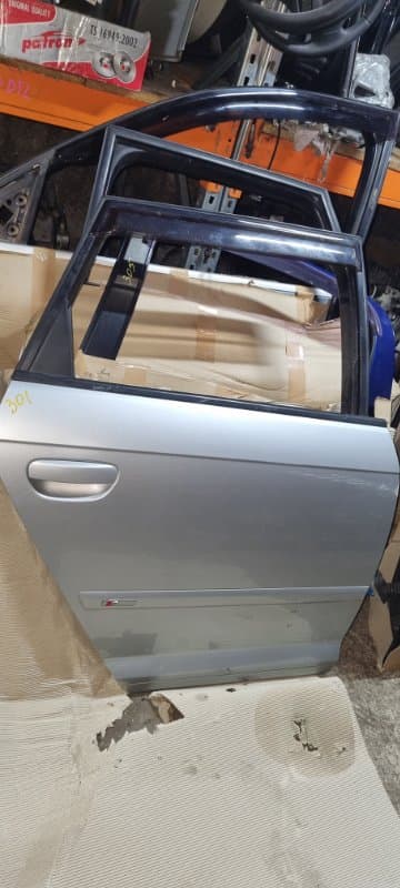 Дверь Audi A3 8P1 BZB 2008 задн. прав. (б/у)