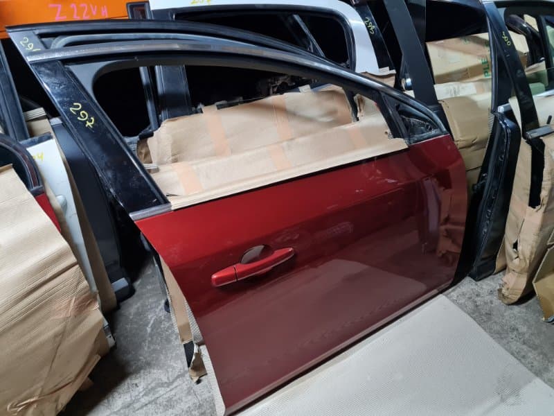 Дверь Volvo S60 Y20 B4164T 2012 перед. прав. (б/у)