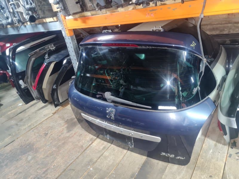 Крышка багажника Peugeot 308 УНИВЕРСАЛ 1.6 2011 (б/у)