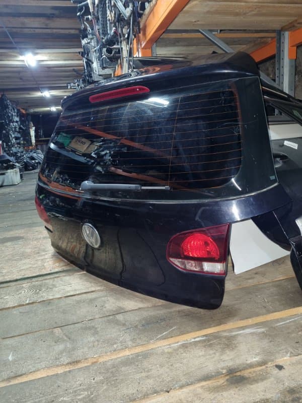 Крышка багажника Volkswagen Golf 5K1 CAV 2010 (б/у)