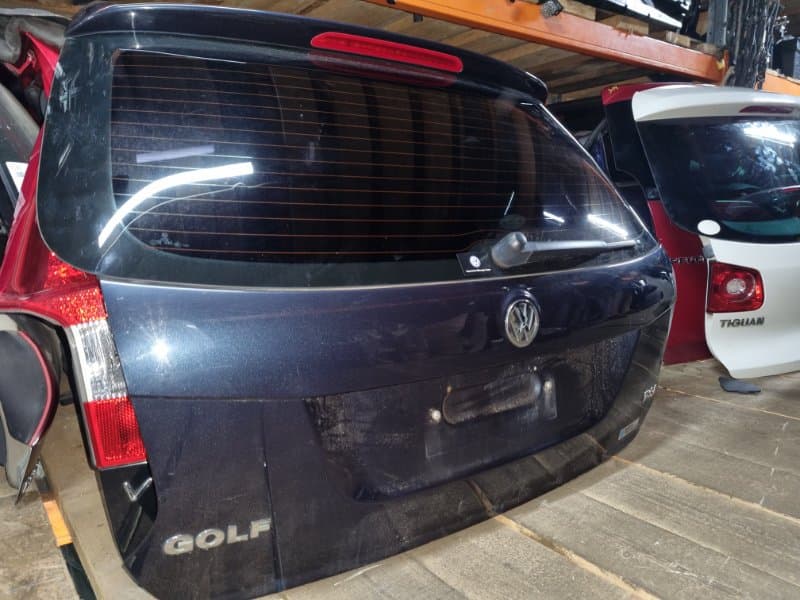 Крышка багажника Volkswagen Golf 1K9 1.4T 2008 (б/у)