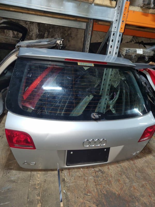 Крышка багажника Audi A3 8P1 BZB 2008 (б/у)