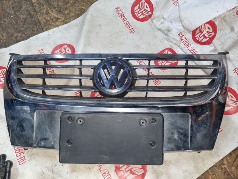 Решетка радиатора Volkswagen Touran 1T2 CAV 2009 (б/у)