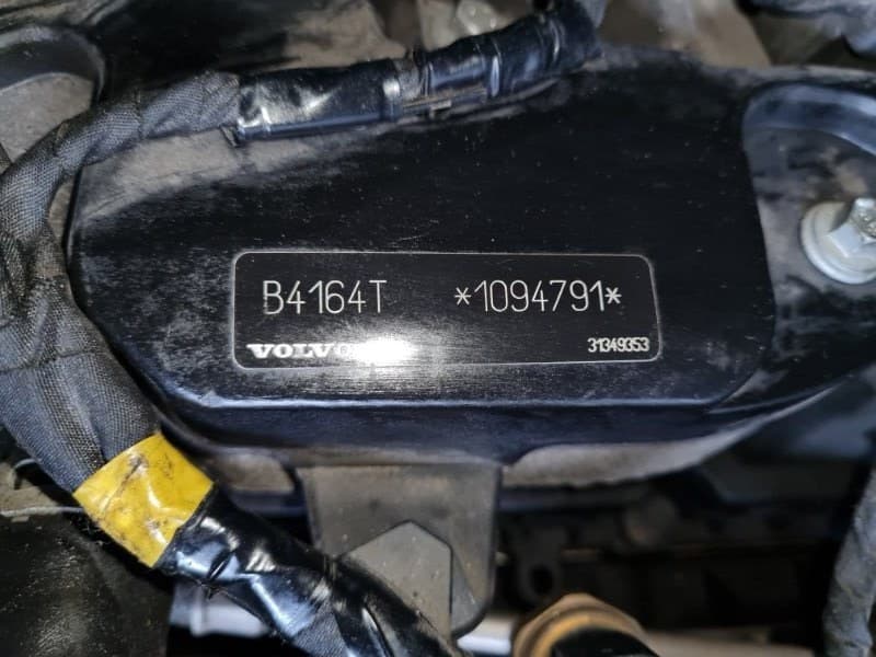Двигатель Volvo S60 Y20 B4164T 2012 (б/у)