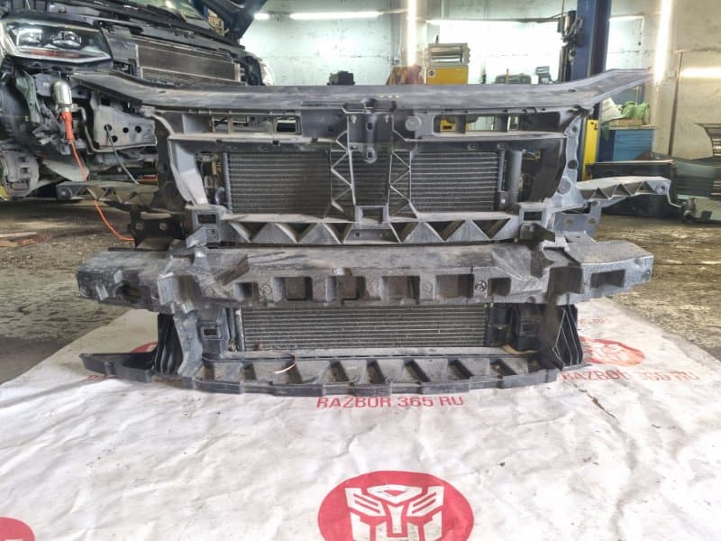 Панель передняя Volkswagen Touran 1T2 BMY 2009 (б/у)