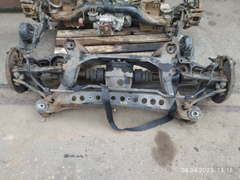 БАЛКА ПОДВЕСКИ В СБОРЕ Mercedes-Benz E-Class W210 104.995 1996 задн. (б/у)