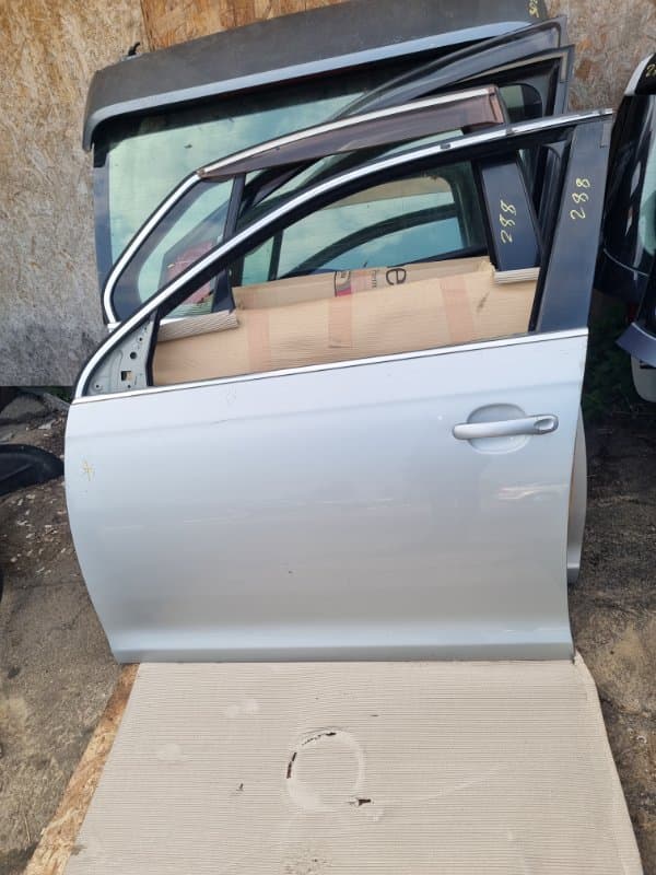 Дверь Volkswagen Jetta 1K2 BVY 2009 перед. лев. (б/у)