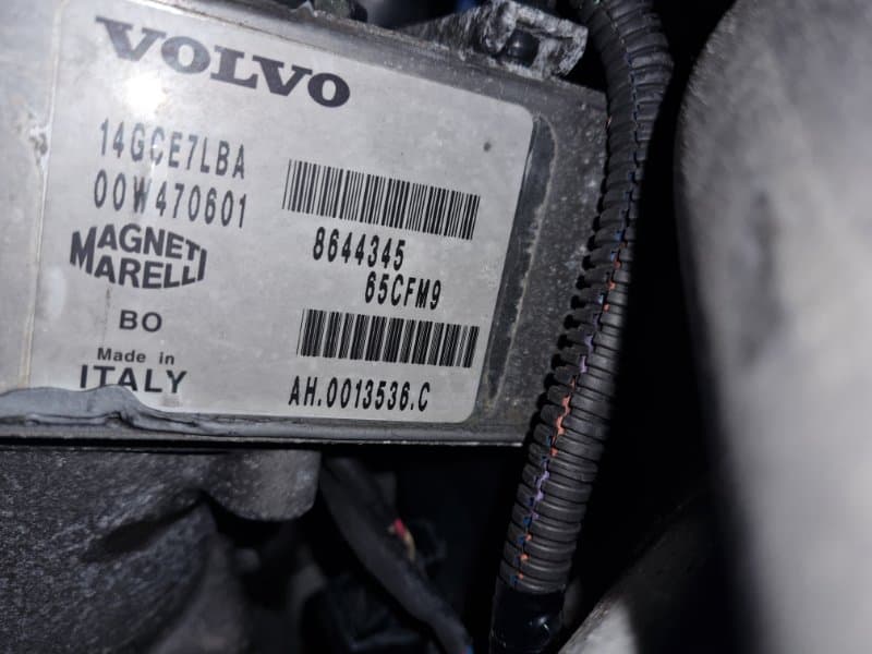 Блок дроссельной заслонки Volvo V70 УНИВЕРСАЛ B5244S 2004 (б/у)