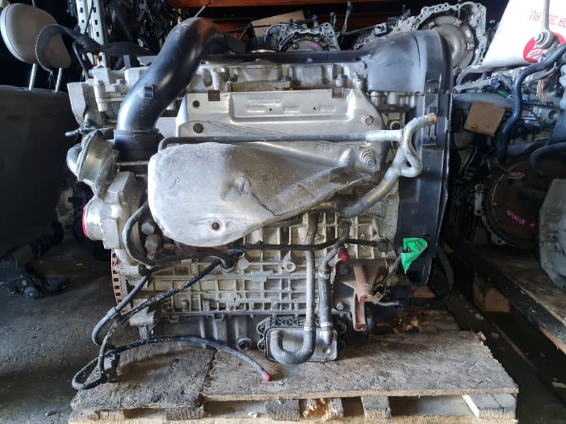 Двигатель Volvo V70 УНИВЕРСАЛ B5244T3 2002 (б/у)