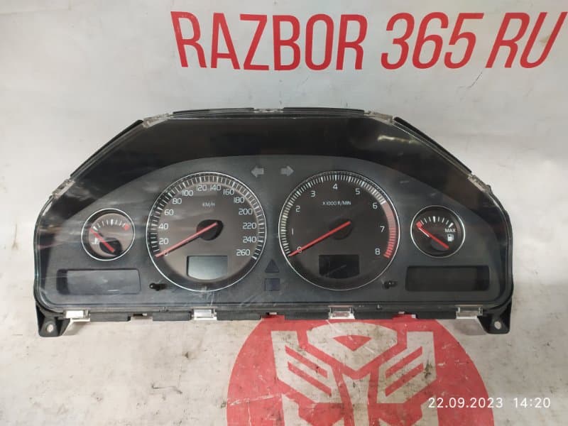 Щиток приборов VOLVO XC90 B5254T2 (б/у)