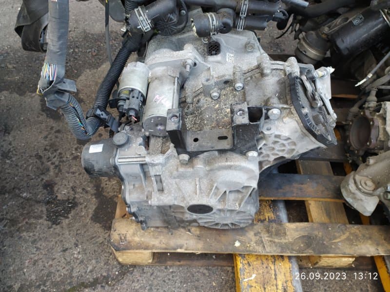 АКПП DSG 7 DQ200 MLN Volkswagen Polo 6R1 CBZ 2012 перед. (б/у)