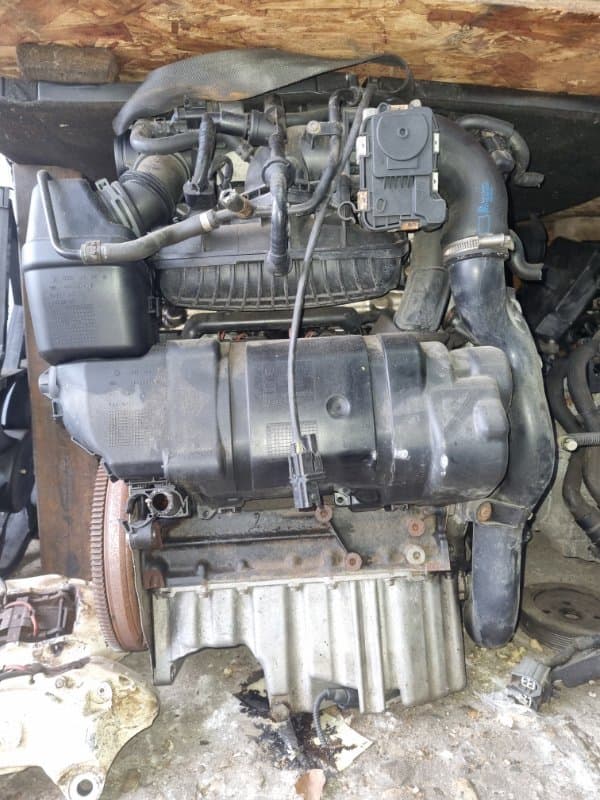 Двигатель Volkswagen Touran 1T3 CAV 2012 (б/у)
