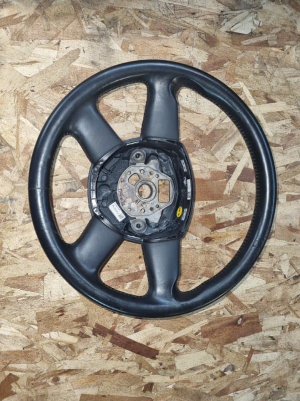 Руль Audi A3 8PA CCZ 2010 (б/у)