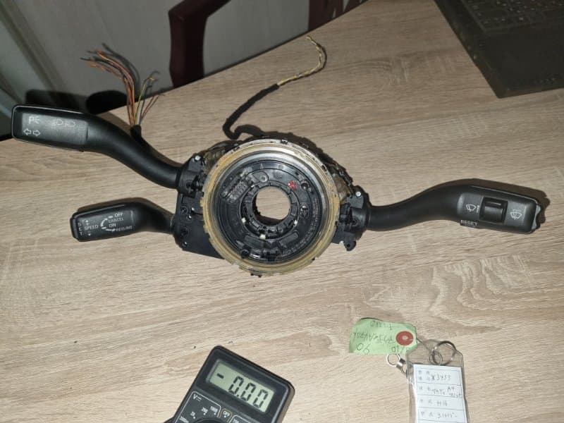 Стрекоза (подрулевой шлейф) Audi A4 8ED BFB 2006 (б/у)